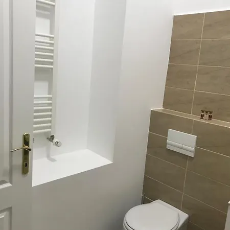 Mira Center Apartament *
