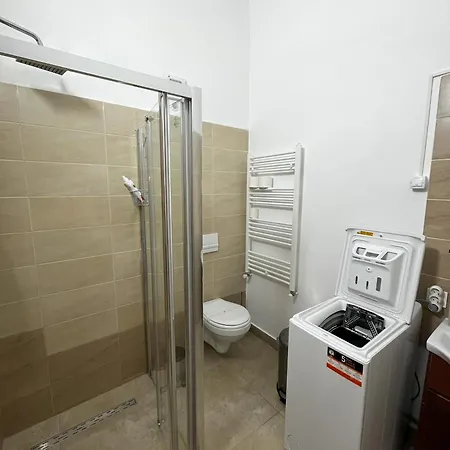 Mira Center בראשוב