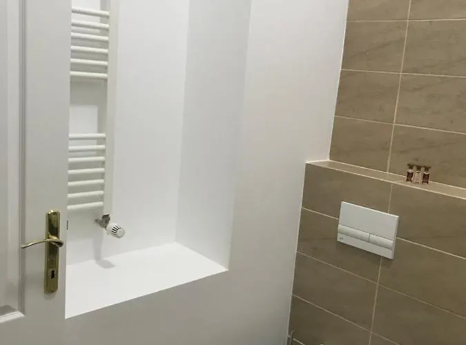 Mira Center Apartment *