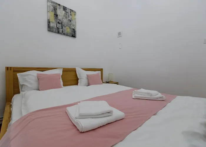 Mira Center Apartamento Braşov