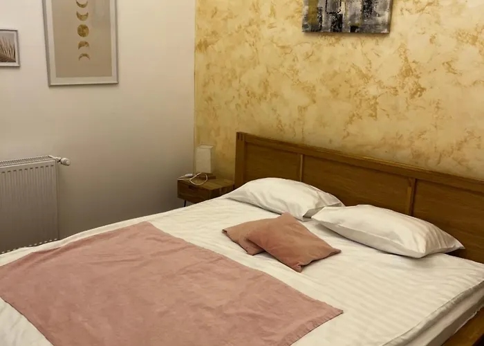 Apartment Mira Center