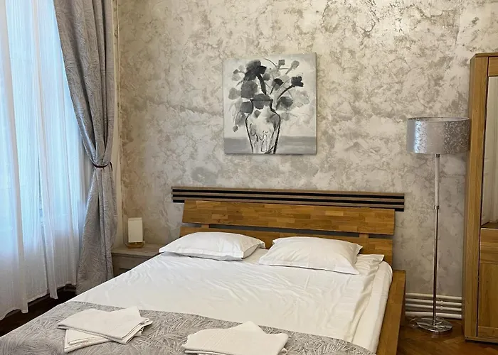 Apartment Mira Center